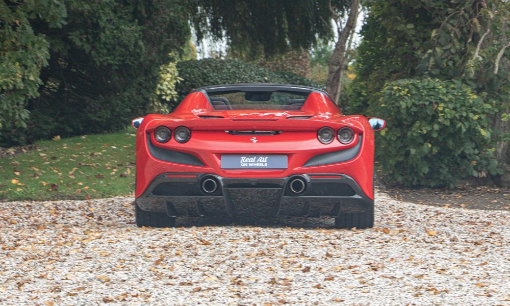 RAOW ferrari f8-11