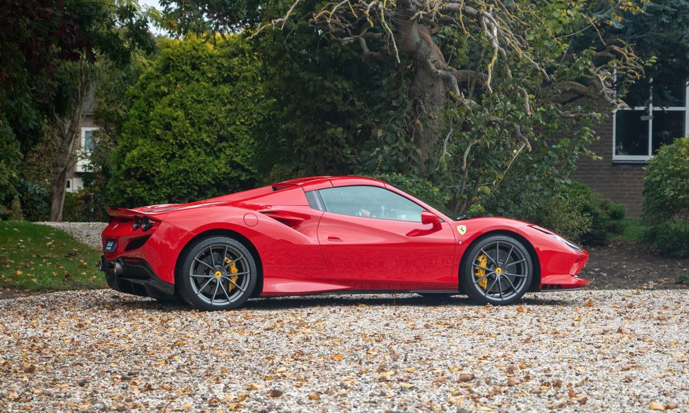RAOW ferrari f8-18