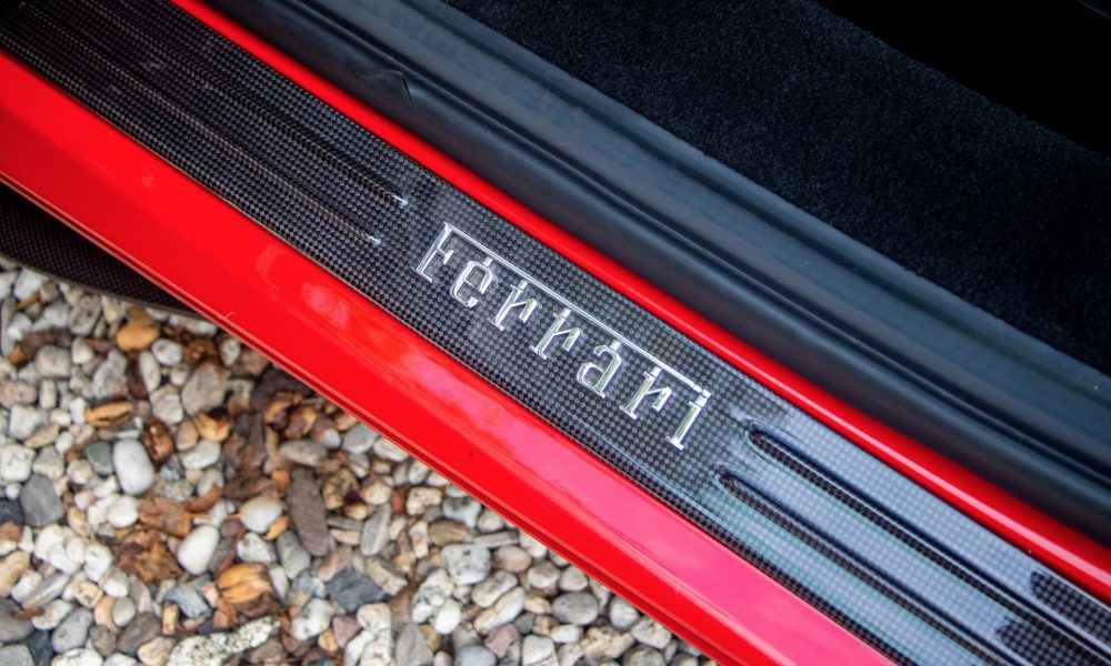 RAOW ferrari f8-36