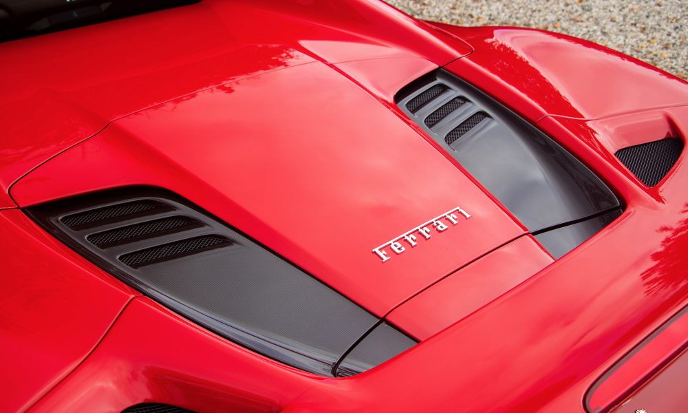 RAOW ferrari f8-extra