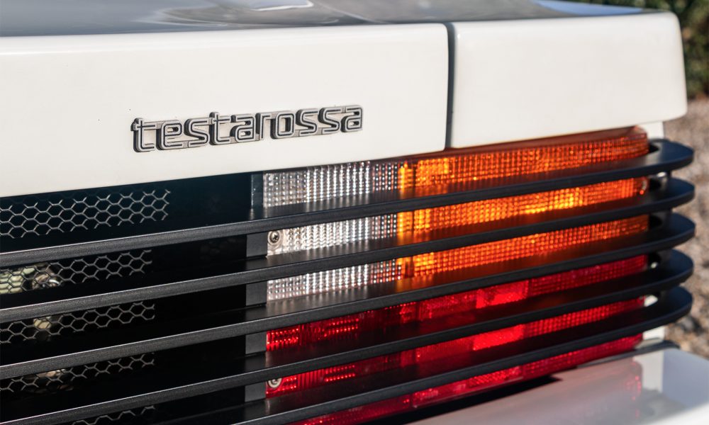 RAOW-ferrari-testarossa-white_0000s_0001_RAOW-ferrari-testarossa-white-bewerkt-33