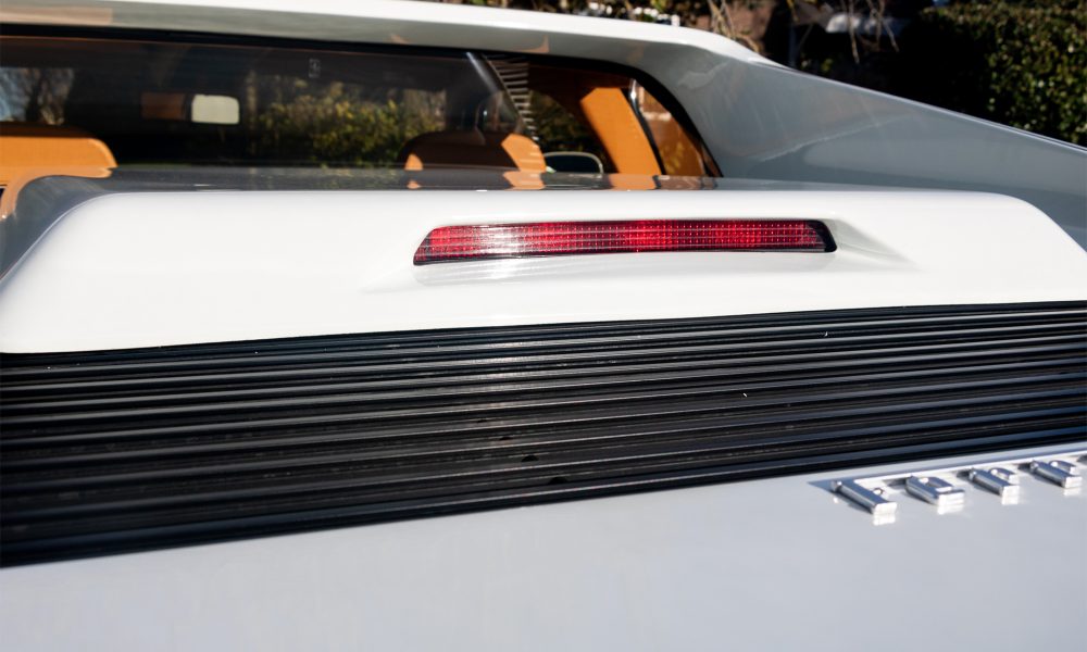 RAOW-ferrari-testarossa-white_0000s_0002_RAOW-ferrari-testarossa-white-bewerkt-32