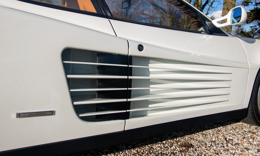 RAOW-ferrari-testarossa-white_0000s_0011_RAOW-ferrari-testarossa-white-bewerkt-23