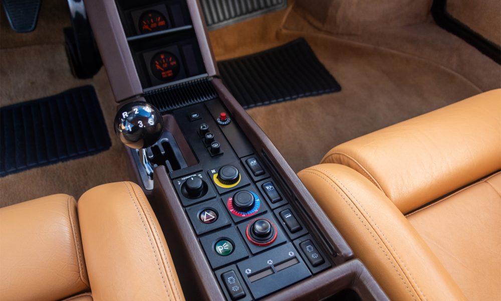 RAOW-ferrari-testarossa-white_0000s_0017_RAOW-ferrari-testarossa-white-bewerkt-17