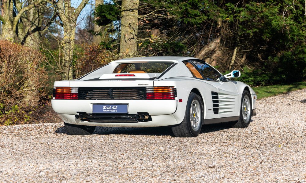 RAOW-ferrari-testarossa-white_0000s_0024_RAOW-ferrari-testarossa-white-bewerkt-10