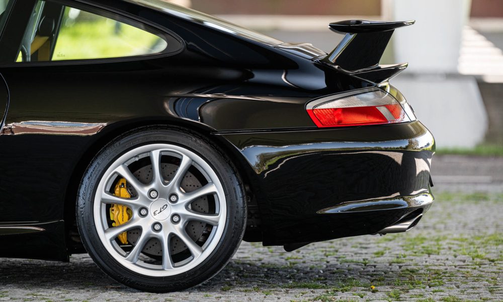 RMS-2004-Porsche-911-GT3-10