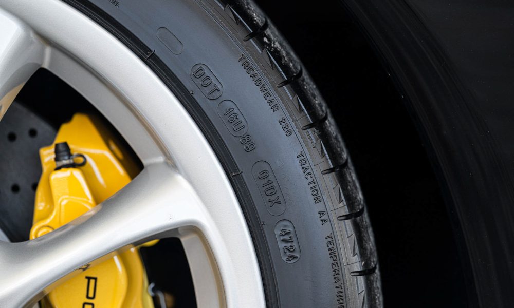 RMS-2004-Porsche-911-GT3-30