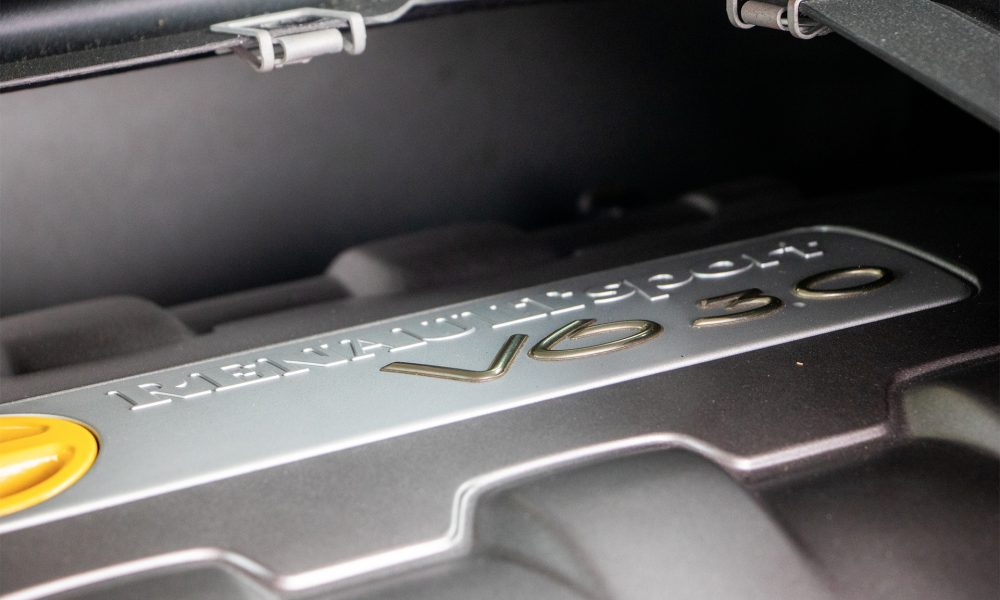 Renault-Clio-Sport-V6_0000s_0002_Renault-Clio-Sport-V6-bewerkt-26