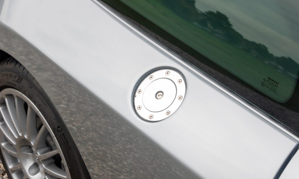 Renault-Clio-Sport-V6_0000s_0007_Renault-Clio-Sport-V6-bewerkt-21