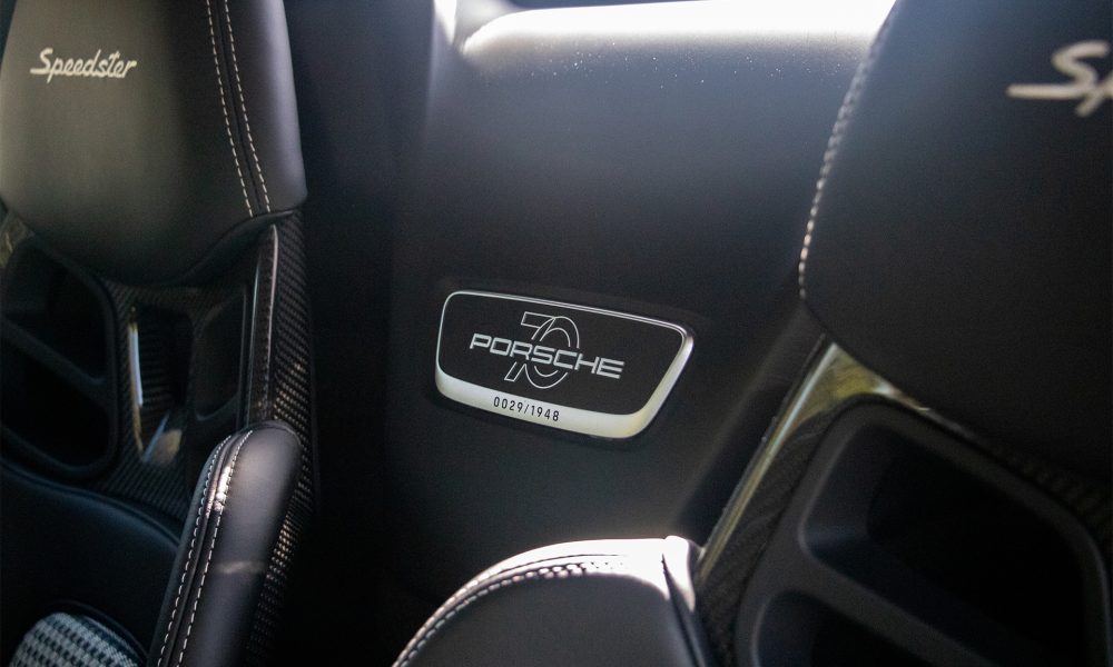 Speedster__0026_RAOW-Porsche-Speedster_0000s_0016_RAOW-Porsche-Speedster-Finals-28