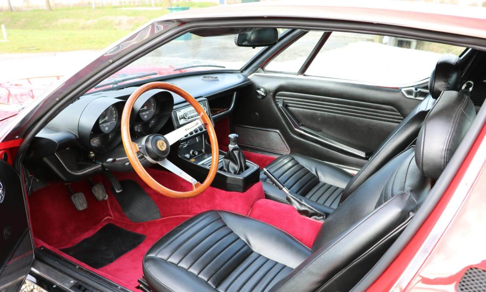 alfa-romeo-montreal-19