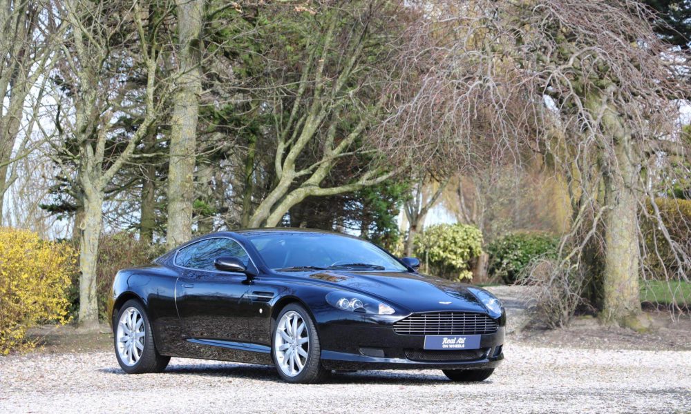aston-martin-db9-4