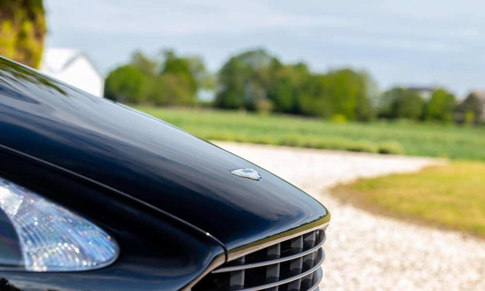 aston-martin-db9-volante-30