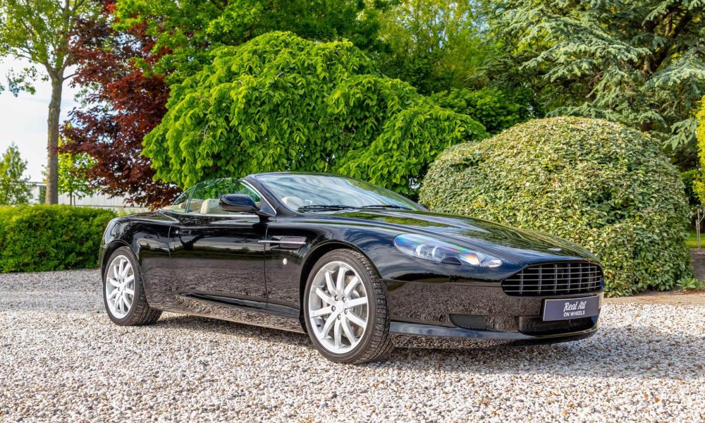 aston-martin-db9-volante-4