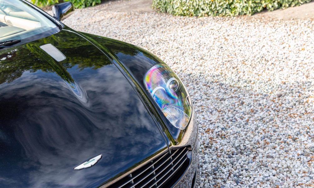 aston-martin-db9-volante-7