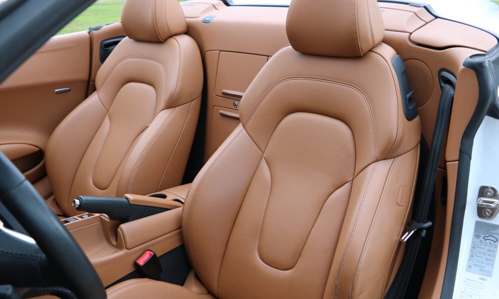 audi-r8-v10-manual-12-2048x1365