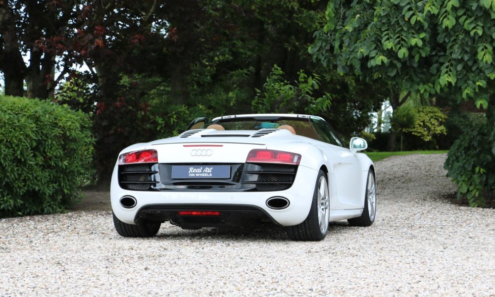 audi-r8-v10-manual-7-2048x1365