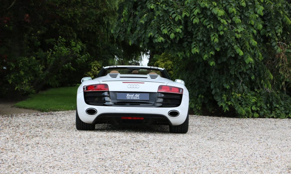 audi-r8-v10-manual-8-2048x1365