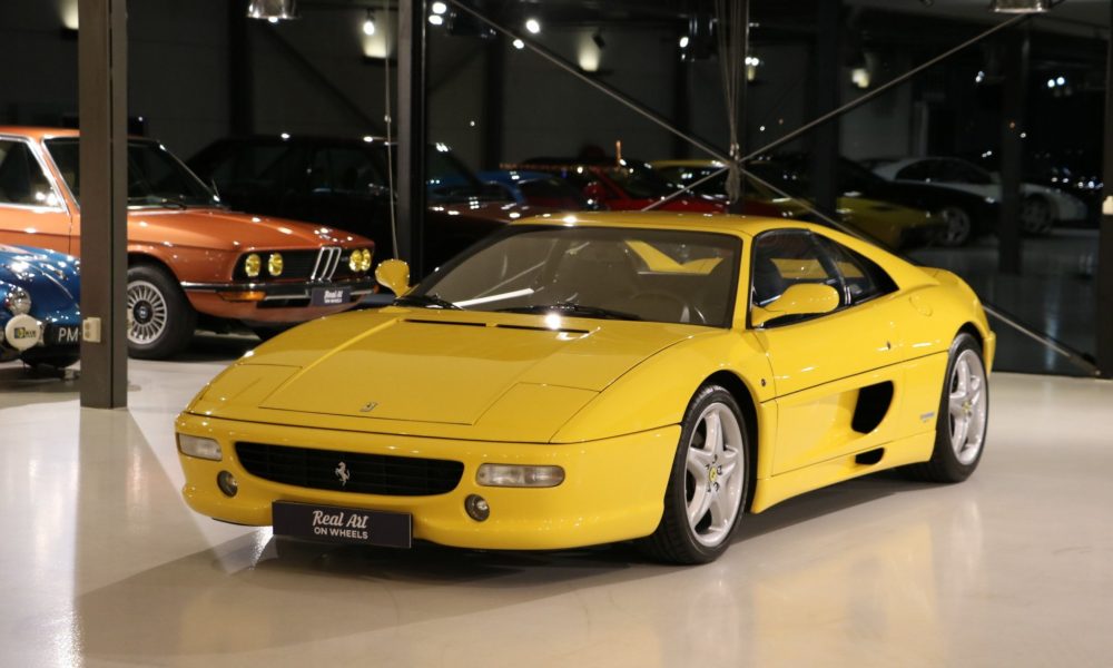 ferrari-355-gts-giallo-modena-3-2048x1366
