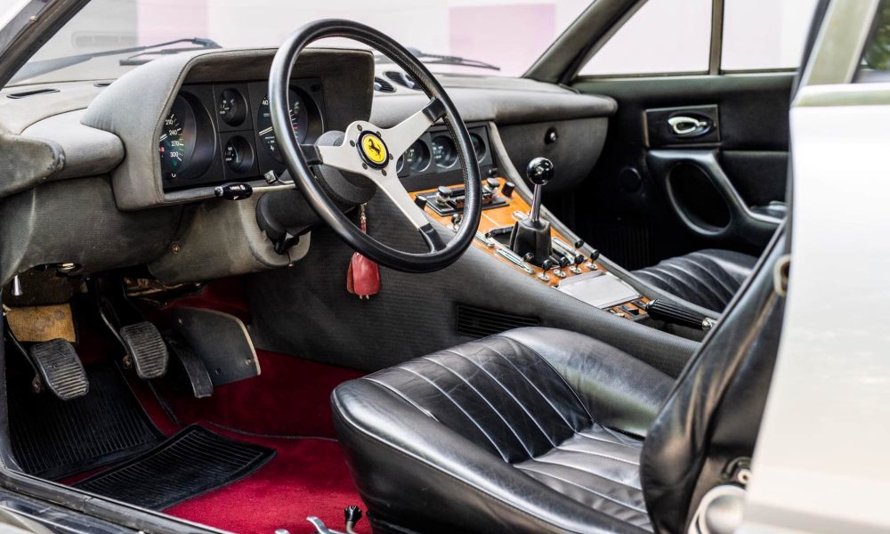 ferrari-365-gt4-2-2-realartonwheels-5