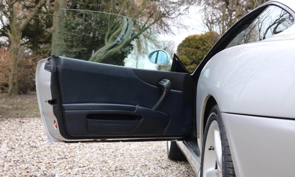 ferrari-550-maranello-realartonwheels-13