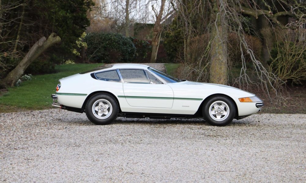 ferrari-daytona-plexi-2-1-1536x1024