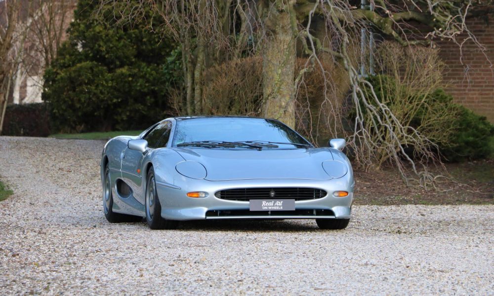 jaguar-xj220-079-6