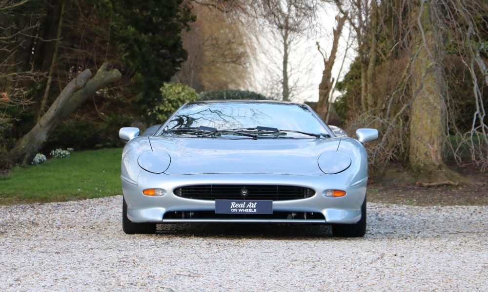 jaguar-xj220-123-5-2