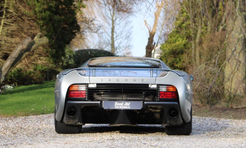 jaguar-xj220-123-8-2