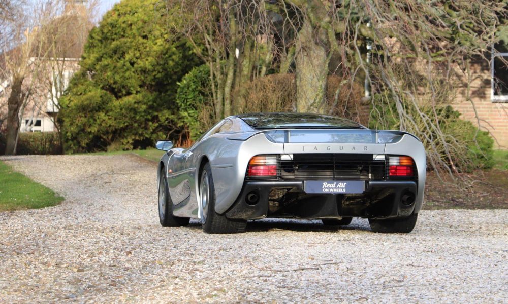 jaguar-xj220-123-9-2