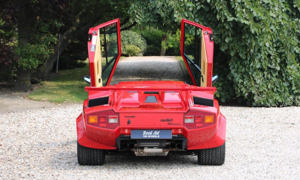 lamborghini-countach-5000-qv-10
