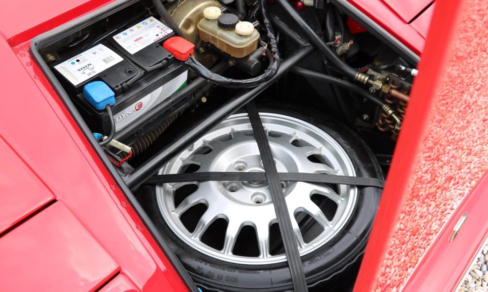 lamborghini-countach-5000-qv-23