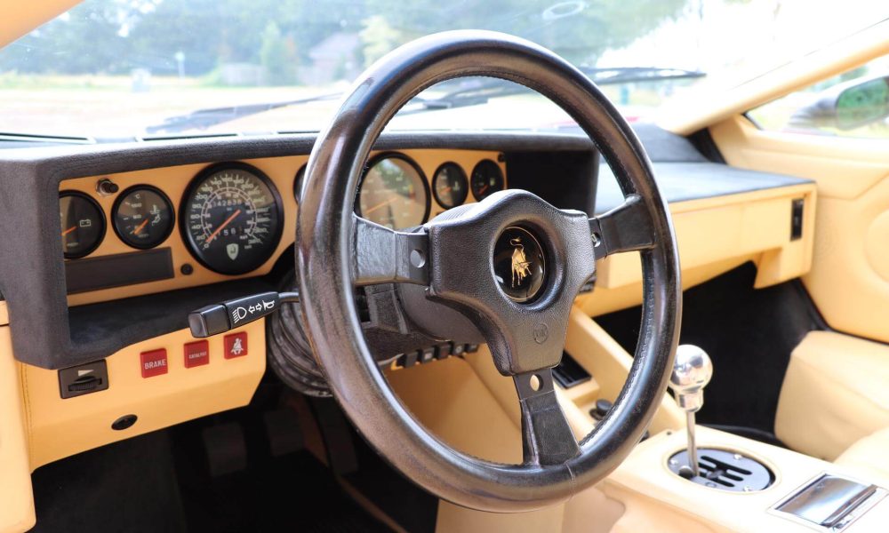 lamborghini-countach-5000-qv-26