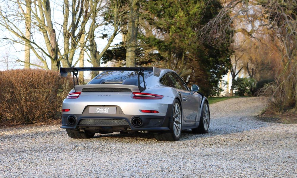 porsche-991-gt2rs-7