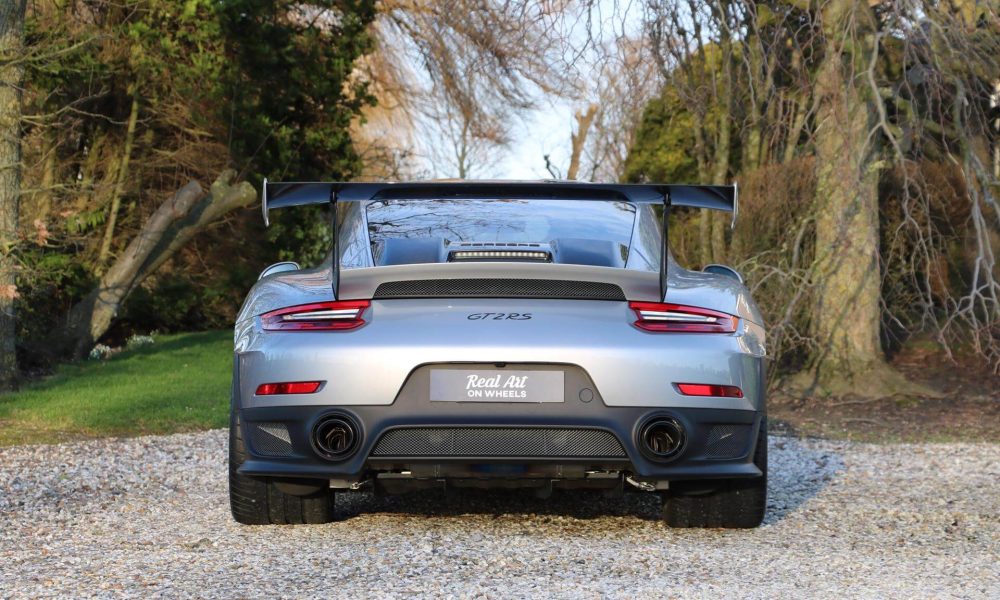 porsche-991-gt2rs-8