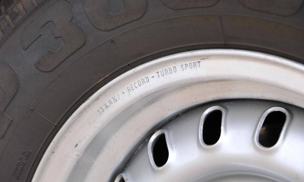 real-art-on-wheels-1965-asa-1000gt-33