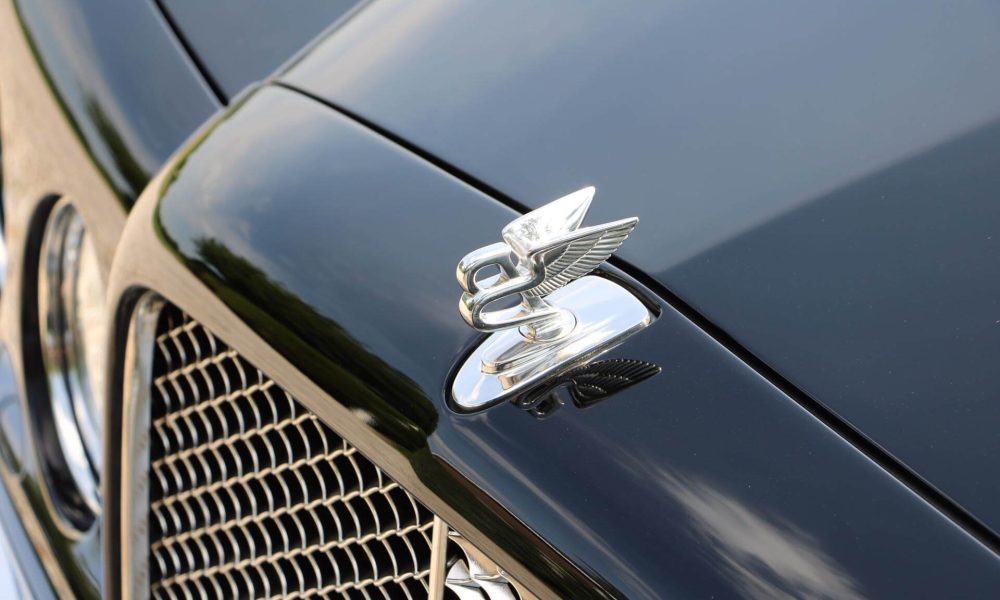 real-art-on-wheels-bentley-arnage-rl-10