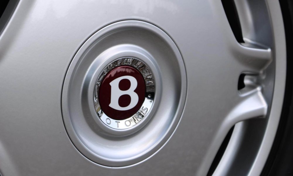 real-art-on-wheels-bentley-arnage-rl-13