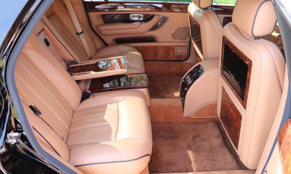 real-art-on-wheels-bentley-arnage-rl-19