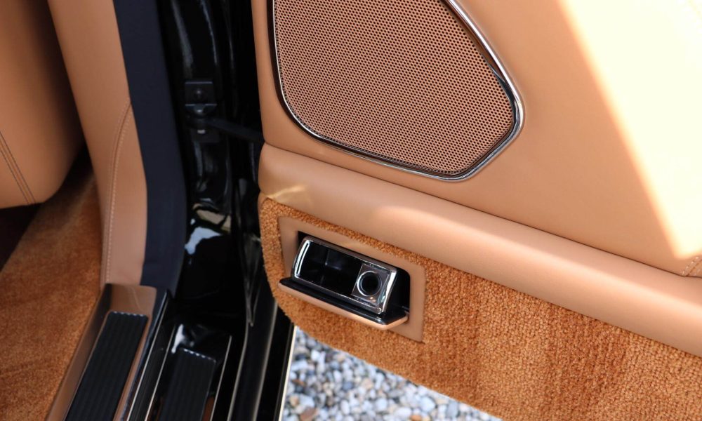 real-art-on-wheels-bentley-arnage-rl-24