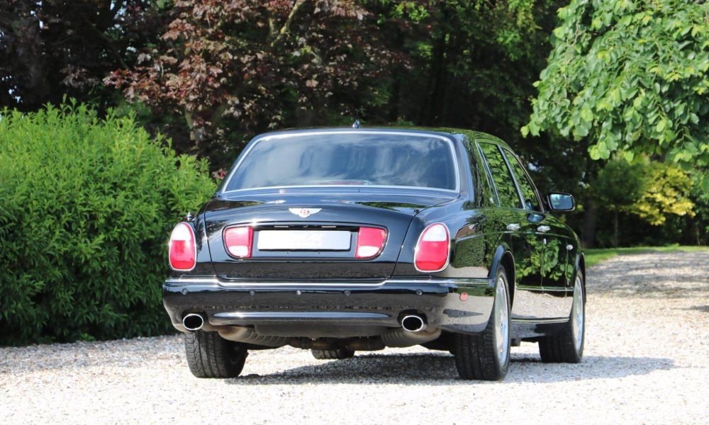 real-art-on-wheels-bentley-arnage-rl-7