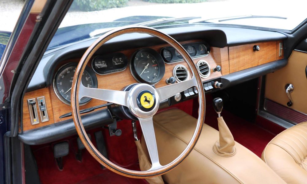 real-art-on-wheels-ferrari-330-gt-23