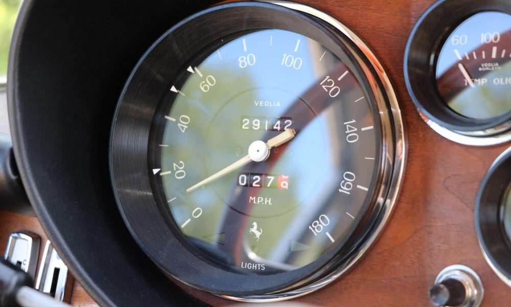 real-art-on-wheels-ferrari-365-gt-2-2-21