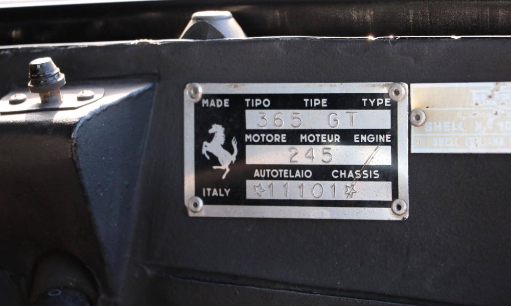 real-art-on-wheels-ferrari-365-gt-2-2-33