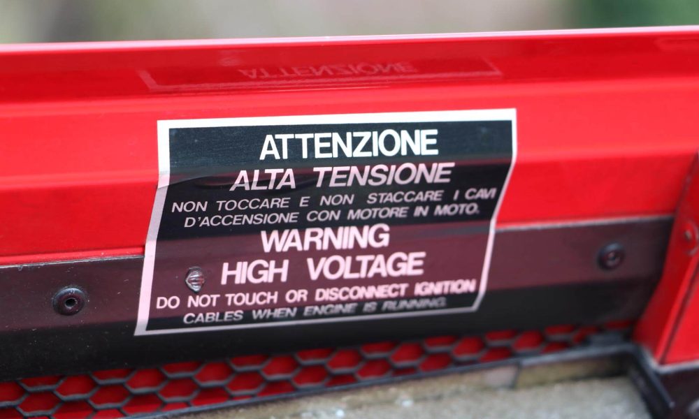 real-art-on-wheels-ferrari-mondial-t-cabriolet-18