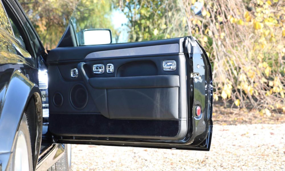 reala-art-on-wheels-bentley-azure-widebody-12