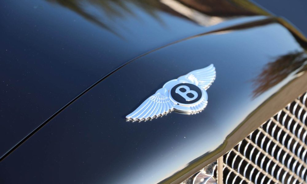 reala-art-on-wheels-bentley-azure-widebody-5