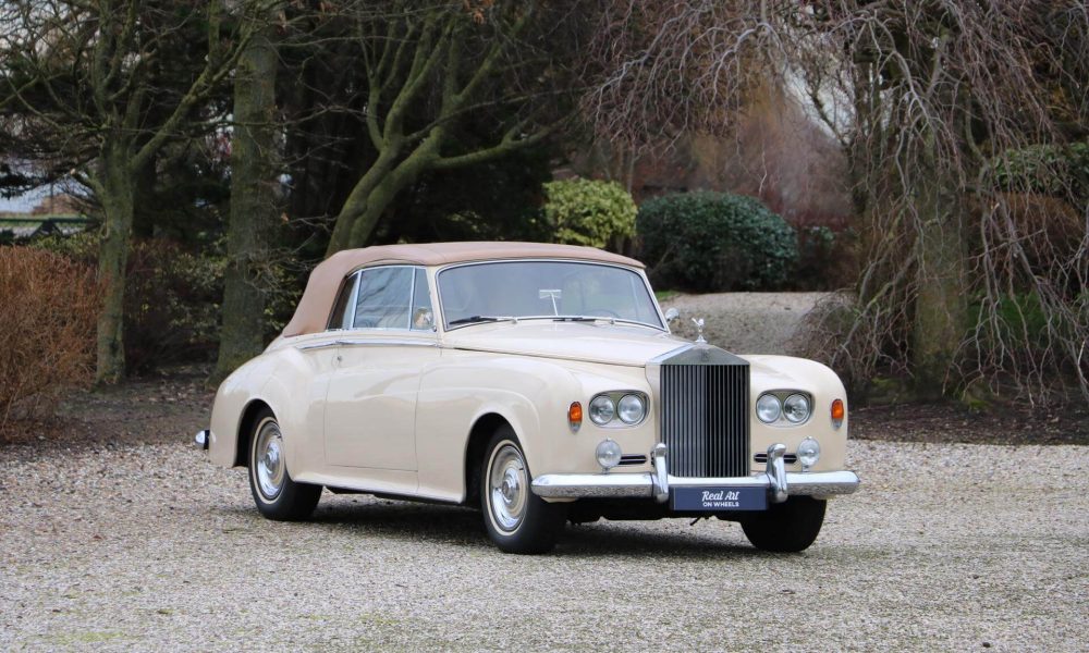 rolls-royce-silver-cloud-dhc-1