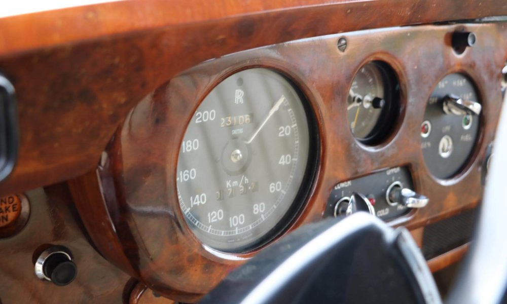 rolls-royce-silver-cloud-dhc-18